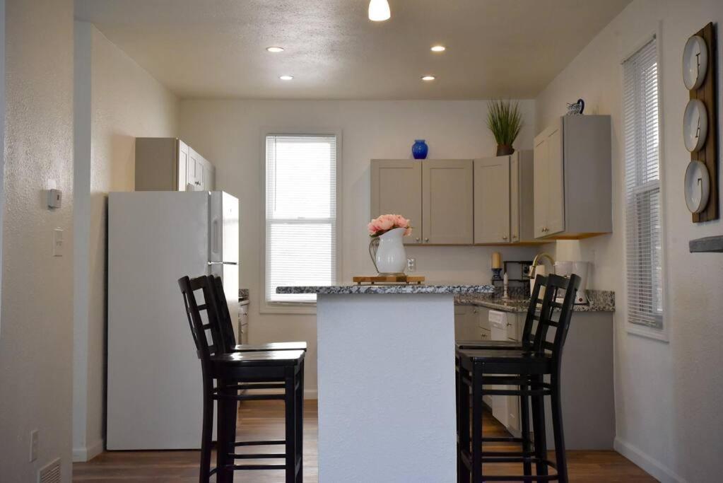 Stunning Big Home Near Downtown North Shore & More พิตต์สเบิร์ก ภายนอก รูปภาพ